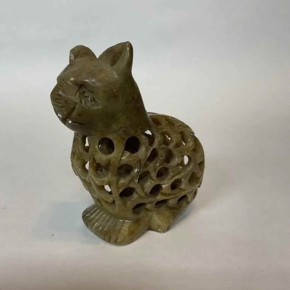 VTG Hand Carved Green Olive Cat w. kitten in the Belly Figurine Charm 5
